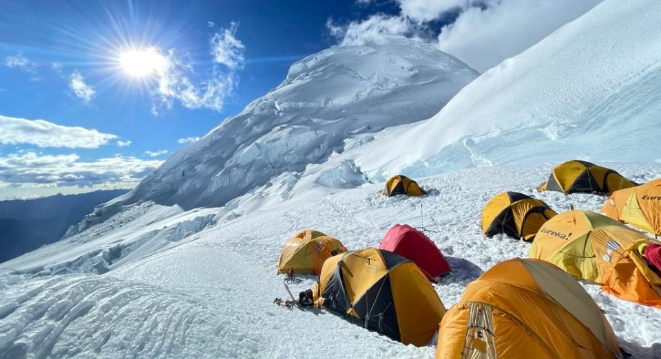 Climbing to Nevado Huascarán, Peru 2023