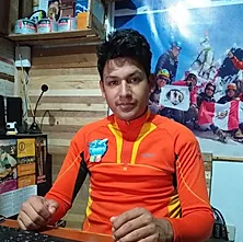 Junior
